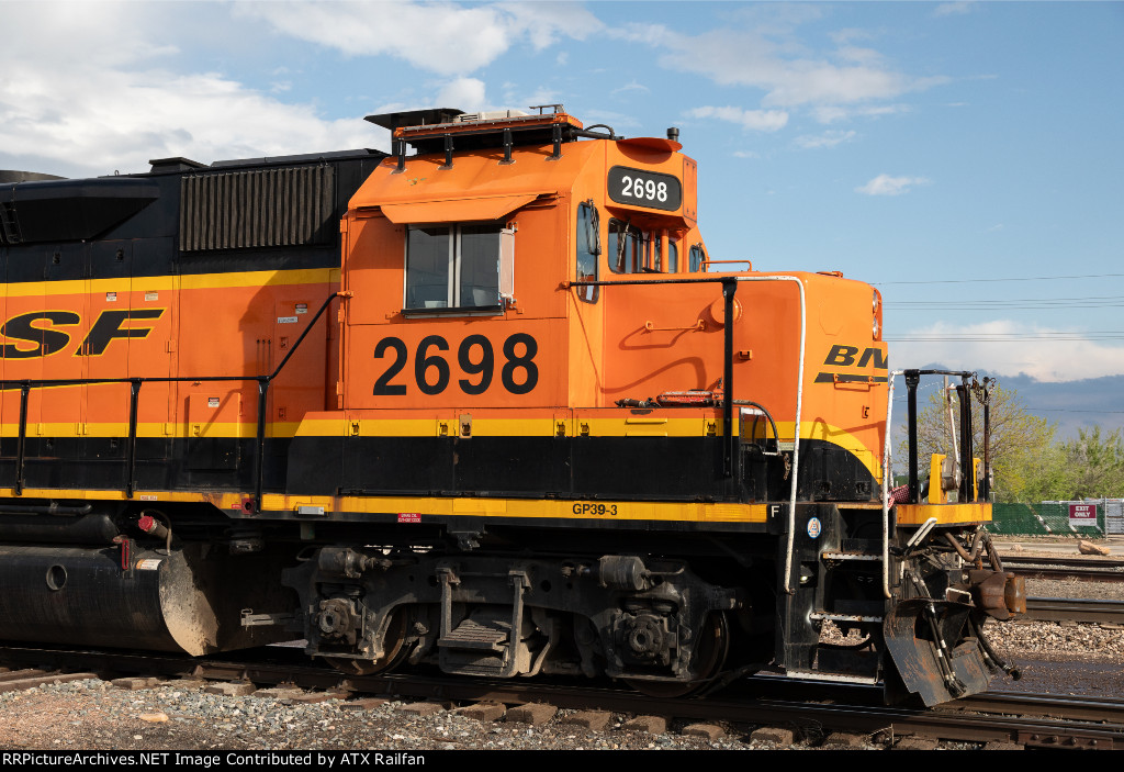 BNSF 2698